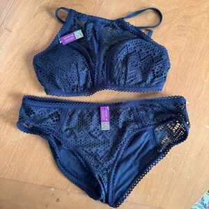 NWT Adore Me Bra and Panty Set L/XL